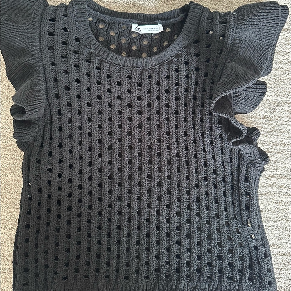 Zara Black Textured Knit Sweater